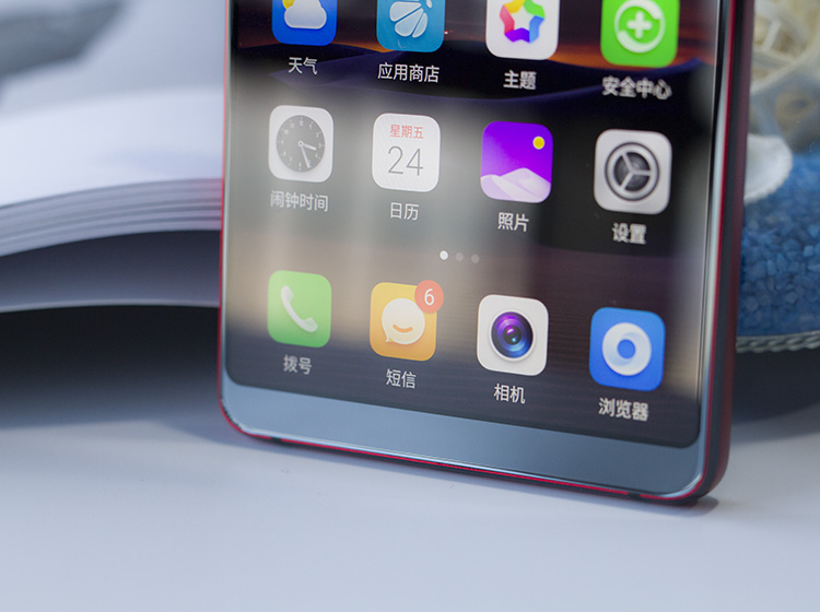 �ڰ�ȫ���棬360�ֻ�������ȫU�ܡ��ÿ�ϵͳ������ʶ���������¡����У�360�ֻ�N7 Pro����ϰ�ȫU��ʹ��ʱ���ܹ��ﵽ���ڼ���İ�ȫˮ׼����󻯱����û��ġ�Ӳ�ˡ���Ϣ��ȫ��