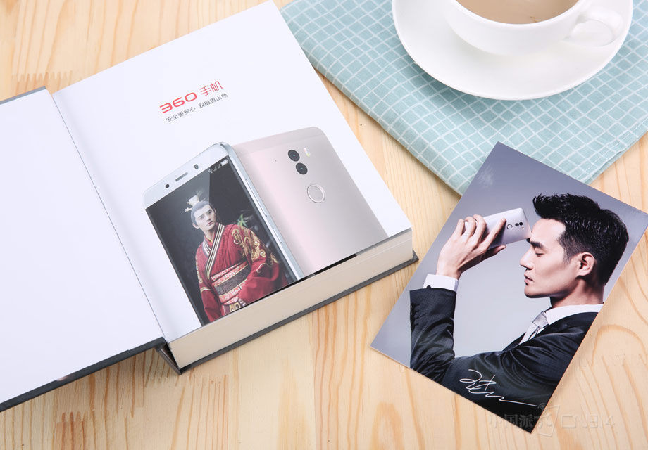 �򿪰�װ֮�������Ƿ�ҳʽ�ĸо�������һ�ž���������ǩ���ո��ͣ�