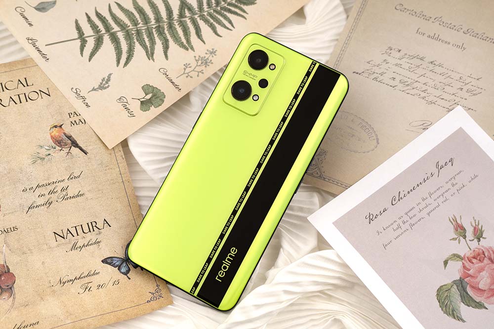 荧光撞色机能美学 真我GT Neo2黑薄荷图赏 realme,真我GT Neo2,黑薄荷