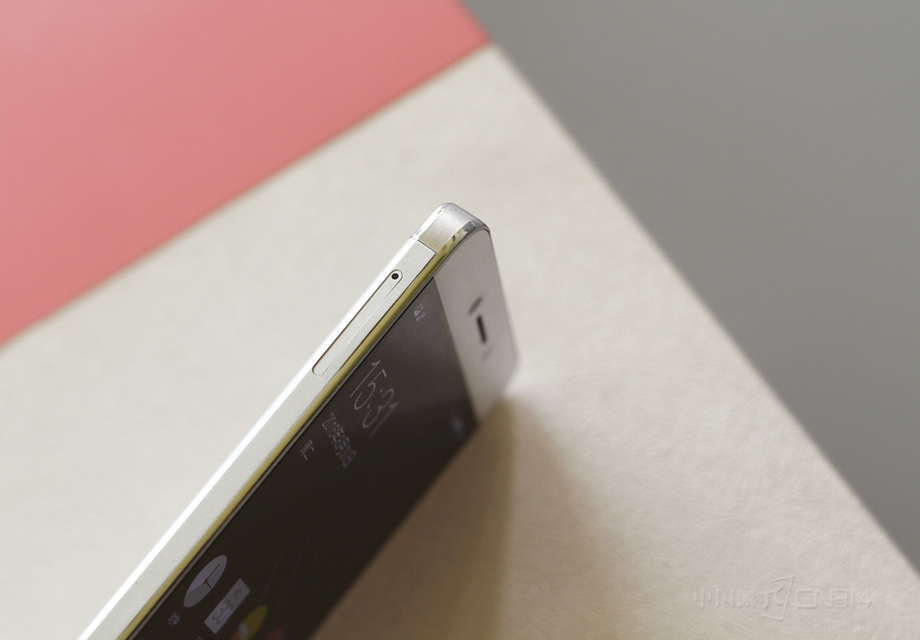 ���������������һö˫�����ۣ�֧��ȫ��ͨ��