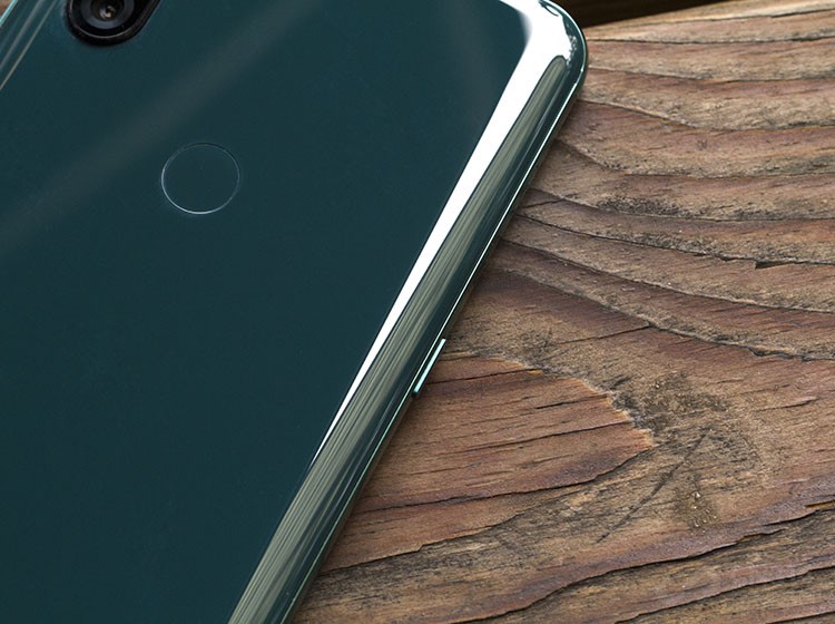 ���������ź���һ���ǣ�С��MIX 3��δ������Ļָ��ʶ����Ȼ�����˺���ָ��ʶ��