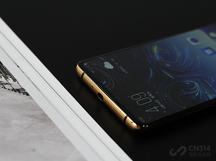 JOS��Ŭ���Ƕ���˫���������淨��ȫ��˼���������˰����߸��Ե�FullTouch������ET Switch˫���л�������FullTouch���ܾ�����ν�ġ�ȫ���ء����ܣ������ڸ���Ļ��ӳ����������Ļ�Ĳٿ�����ʵ�ֽ��׵Ĳٿء�ET Switch˫���л�������֧��ǰ�������˫������������ζ��������Ļ���Ը��зֹ���Эͬ��������������ϸ���˫�����顣