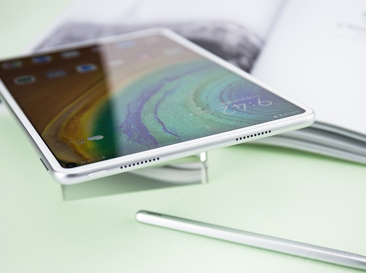 ��Ϊ MatePad Pro���öԳ���ѧ��ǰ����ͬ��Բ�Գơ����Ȳ��ֶԳơ���˷�ԳƵȣ���������������С�