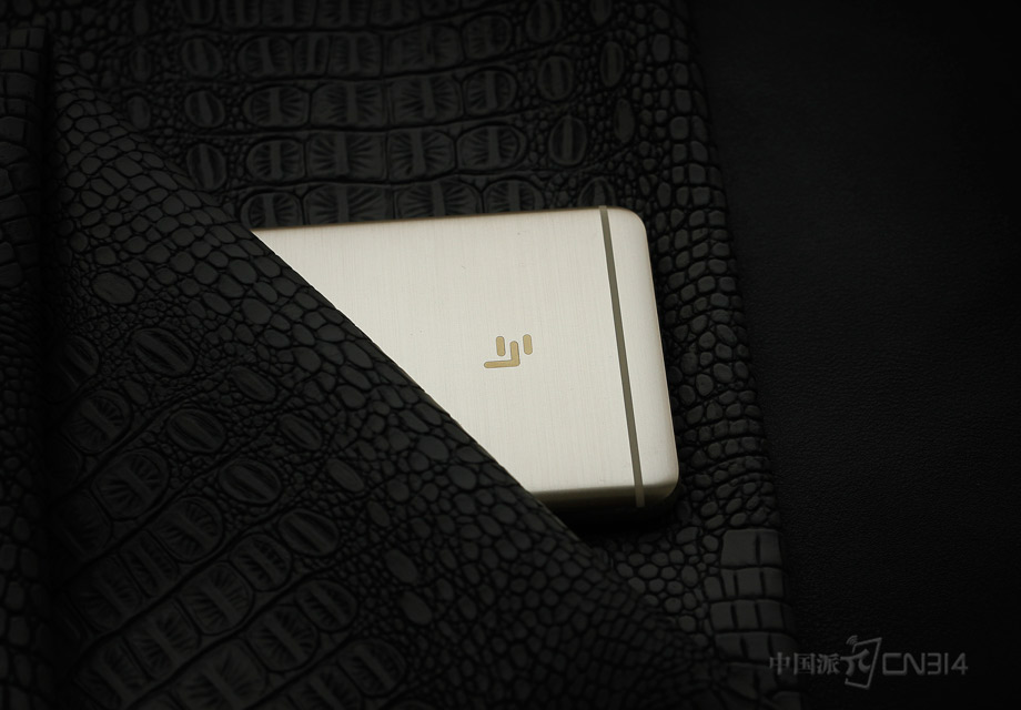 ��������LOGO���������ļ��·�������������ϡ�