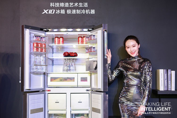 X10��������ͥ��ζ�ġ��������������ͬ�������Ķ������״�ר��������ա��Ƽ���ͨ��PCI�������似�����价��ʽ�ٲ��磬�����ʱ��������溣����ζ���ر�����������֮�У�X10�����һ�����ǿأ�ʵ��5���ӱ�ơ�ƣ������������ܱ����ˮ������ޱȡ�