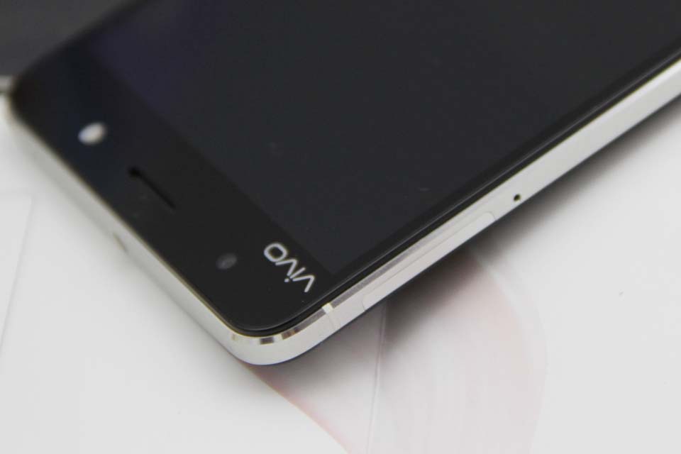 ϲһͬʱTFmicro SIMĿۣvivo Xshot֧128GB TFչ