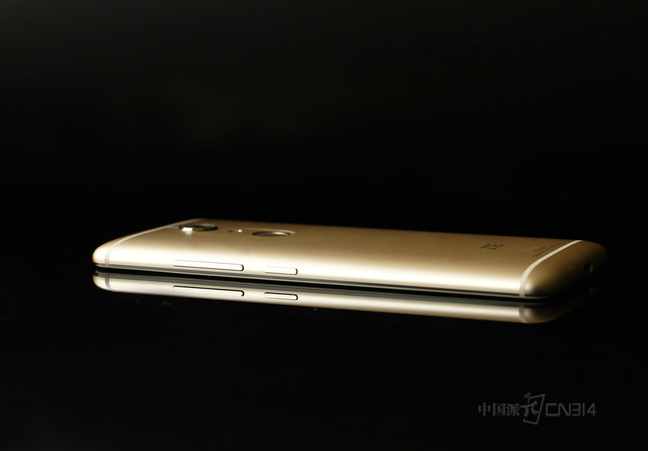 �����Ҳ��Դ���Լ���������ͬ��Ϊ��ɫ��ƣ�����֮���������ڡ�