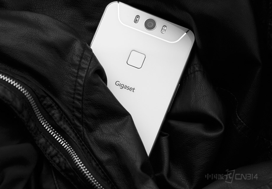 ��ɫ���Gigaset ���MEpro����ϲ����