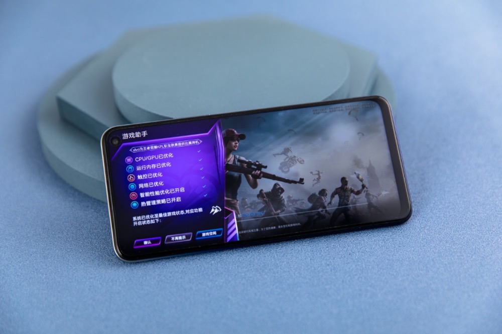 Ҫ˵iQOO Neo3ǾͲòǿܣ865UFS3.1ļӳ£ܹӦκһϷ˿Ϸָкȶ֡԰ʤͷĽ