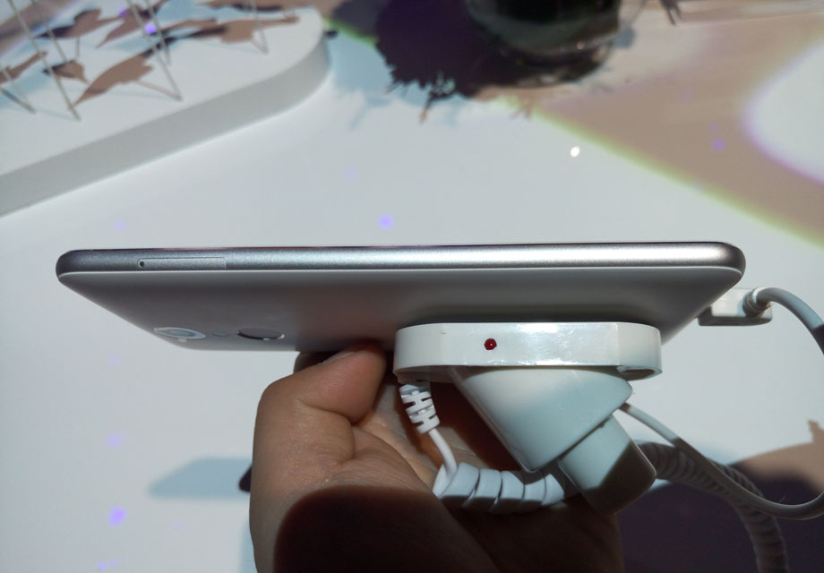 360�ֻ�f4�Ľ����߿��ĥ�ķǳ����£�ɢ�������˹���