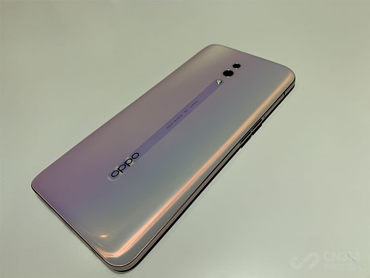 ���������̡������۰汾����ͨ����ҵ�״��ľֲ�AG����ʴɰ���գ���һƬ������ʵ����������˫�ʸУ���ɫ�Ĺ۸и���ͣ��������������׷���