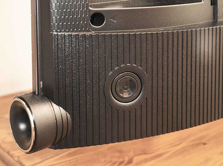 �������½��ǵ�Դ��ť�����ֿ������ɴ�����