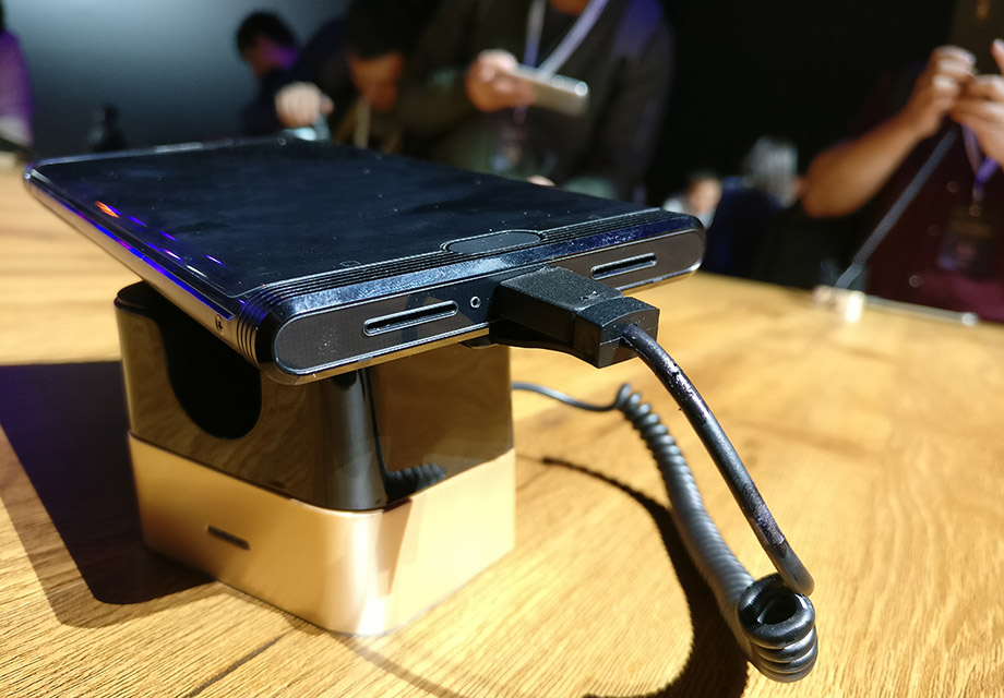 �������޴����ڣ��������M2017�ĵײ����ס�