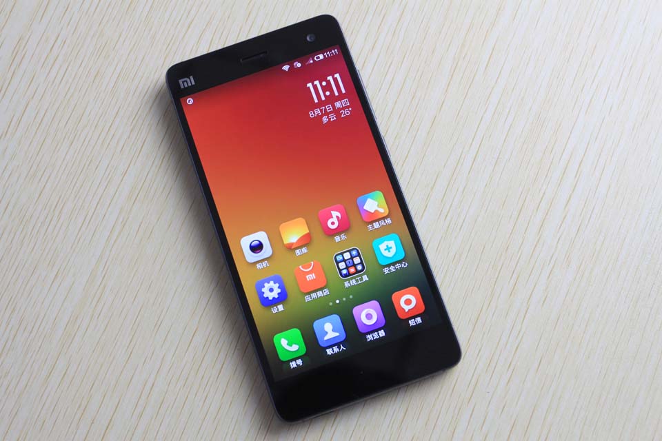 С4ظͨ801(V3)2.5GHz3GB RAM16/64GB ROMͷΪ1300Sony IMX214800ǰͷĻΪ5Ӣ1080pպJDIṩ16GB汾ۼΪ1999Ԫ ǧãֻ˵