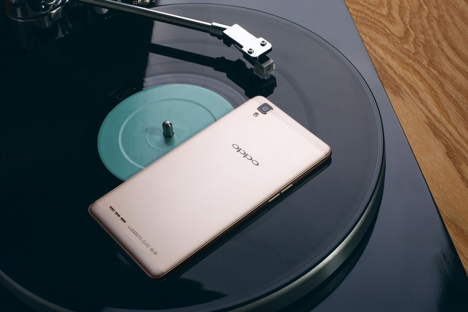 ��ΪOPPO���µĲ�Ʒ��OPPO A53��Ȼӵ�г��ߵ���ֵ��OPPO A53������ǲ��þ�ѡ��þ�Ͻ���ʣ�ƽ����Ӳ�Ļ������þ�ϸ�ɰ��Ϳ����������ϸ��Ĵ��С�