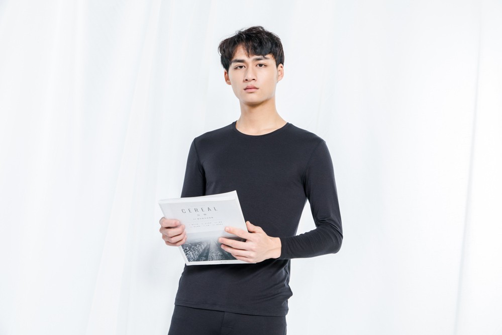 �����½��ĵ�һʱ������ʹ����绰��ǧ����������һ��Ҫ�����¡���㣬�����迴����ůָ��Խ�ߵ����²��Ǻ����£������ڴ󲿷������������˵���ȱ�ů�������ͣ��ǲ��ǶԱ�ů���µ��ռ�׷��