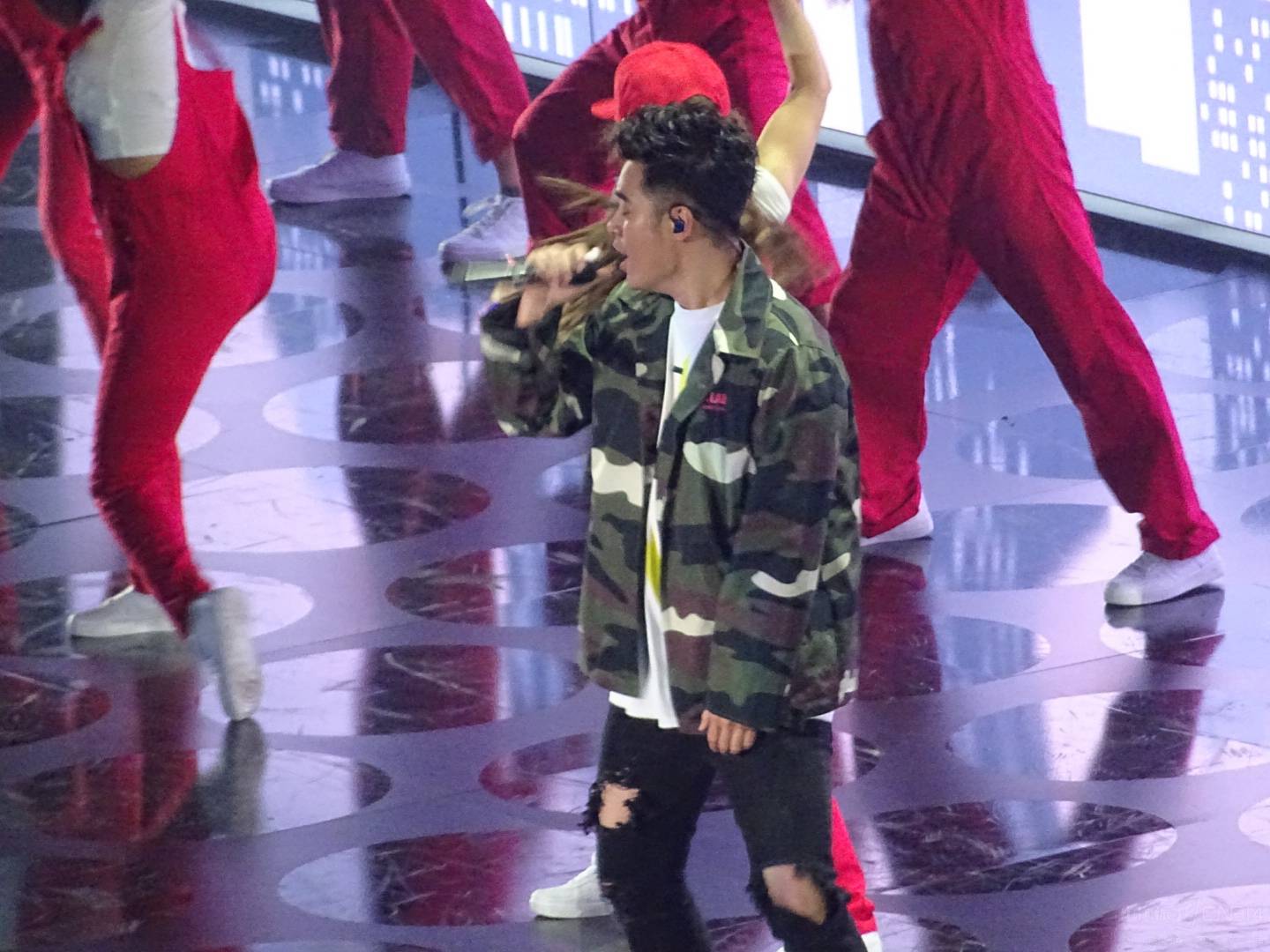 ��Ϊ�㽭������OPPO����ʵ��Ʒ�Ƶ�һ�ο��񻶣��㽭����OPPO���з���ʢ���ں����㽭���ӵ�����������Դ��OPPO��ǿ��ڿƼ���ʵ���˿Ƽ������������ںϡ�