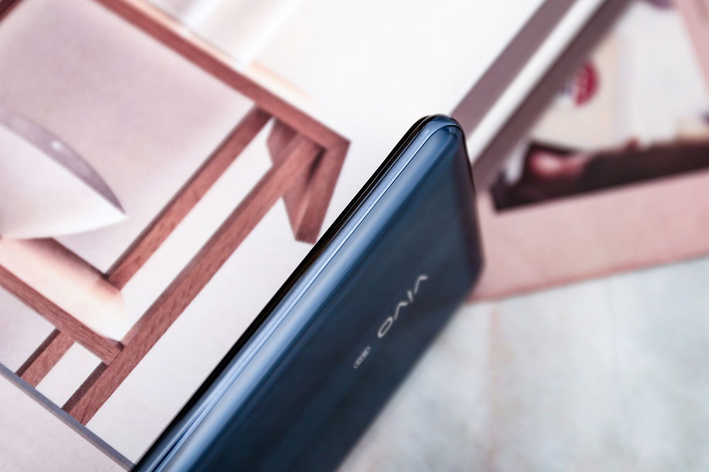 ܵ˵vivo S6һ൱йоصж˻ͣӲ䲻Ƕ⵫ȫáӰʵ콢롢䶼ϡ۷Ҳvivo߷ӲʹգһˮͰ