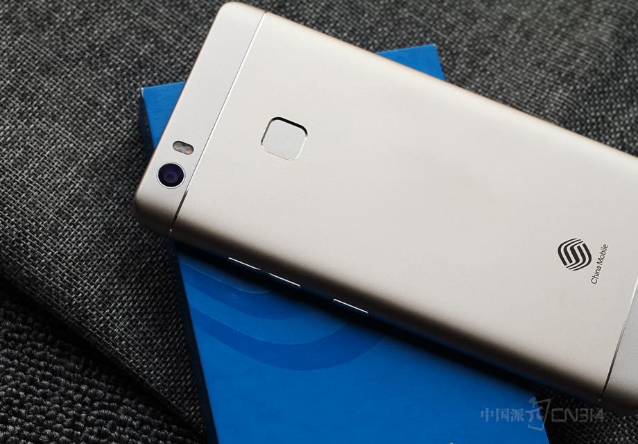 ��������power��λ�ڻ����Ҳ࣬������ǿ��ۣ����̶ȵ�ӭ�Ϲ��˵�ʹ��ϰ�ߡ�