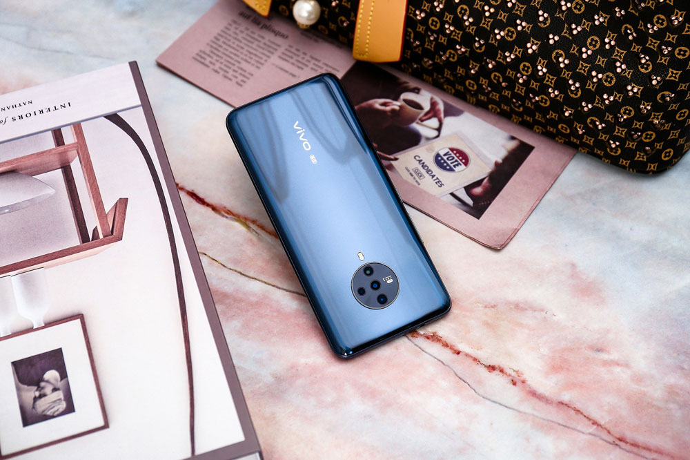 ֵһǣvivo S6Ի980 5G֧SANSAǶҲǴҳ˵ġ˫ģ5Gδ5Gٷչʱɫļȶԣ۷ֵٶ߿ɴ3.55Gbps۸ӰǴϷ鵽ٶȡ