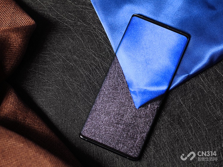 Ӳ�����棬vivo NEX3 5G�������һ������855+��������UFS 3.0+LPDDR4X���洢�����ϸ���������ֻ��������Եø��Ӷ�����