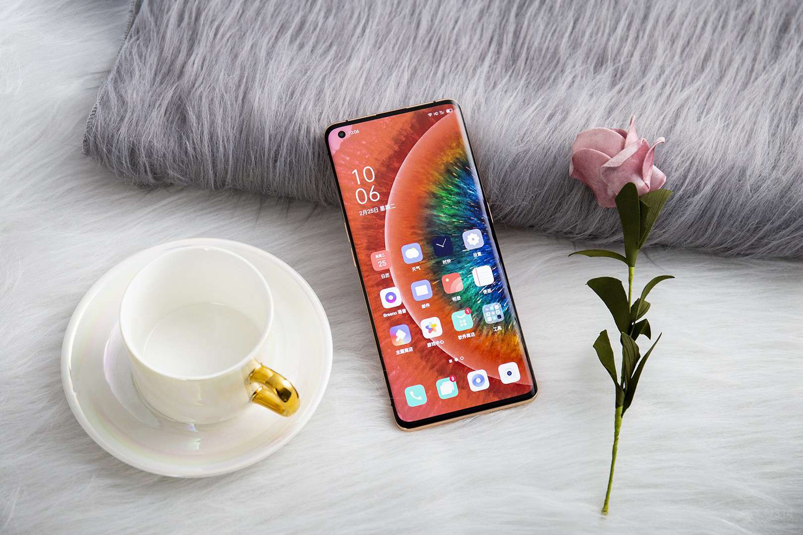 ��������OPPO Find X2 Pro��93.1%�����ĸ���ռ���£��䱸������ʵ���Ļ���ӹ۸�����������ֻ���������ֵҲ���൱�����磬����������ǵĸ���������OLED�������������������ݡ�