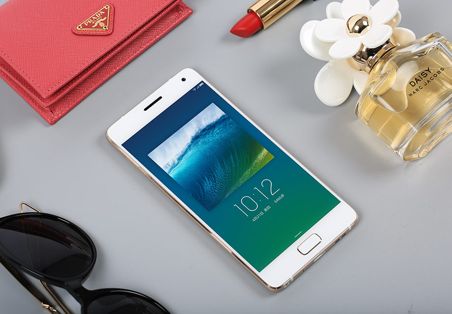 5.2Ӣ��ȫ������Ļ��˫ɫ��ģʽ������ͨ͸��