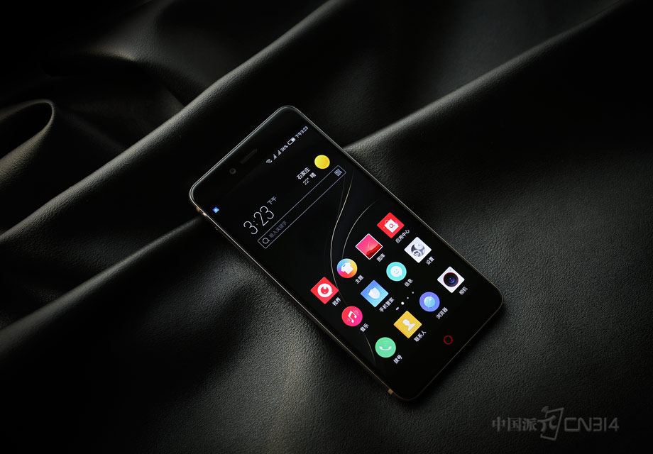 Ŭ�����ر��Ƶ�IMX318��ջʽӰ�񴫸���,֧��PDAF���ʽ��λ�Խ���������ɫ������