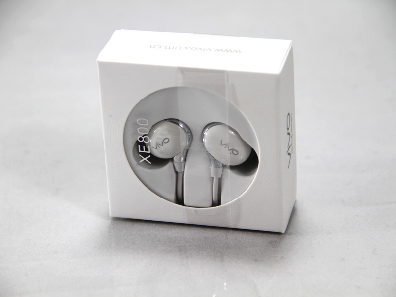 vivo Xplay3S6ӢIPSĻֱΪ2560x1440أܶȸߴ490PPIʾЧʮֳɫvivo Xplay3SۼԼʱиʮ㣬Ӳǿǽ൱ֵÿǵһ