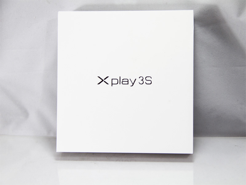 vivo Xplay3S6ӢIPSĻֱΪ2560x1440أܶȸߴ490PPIʾЧʮֳɫvivo Xplay3SۼԼʱиʮ㣬Ӳǿǽ൱ֵÿǵһ