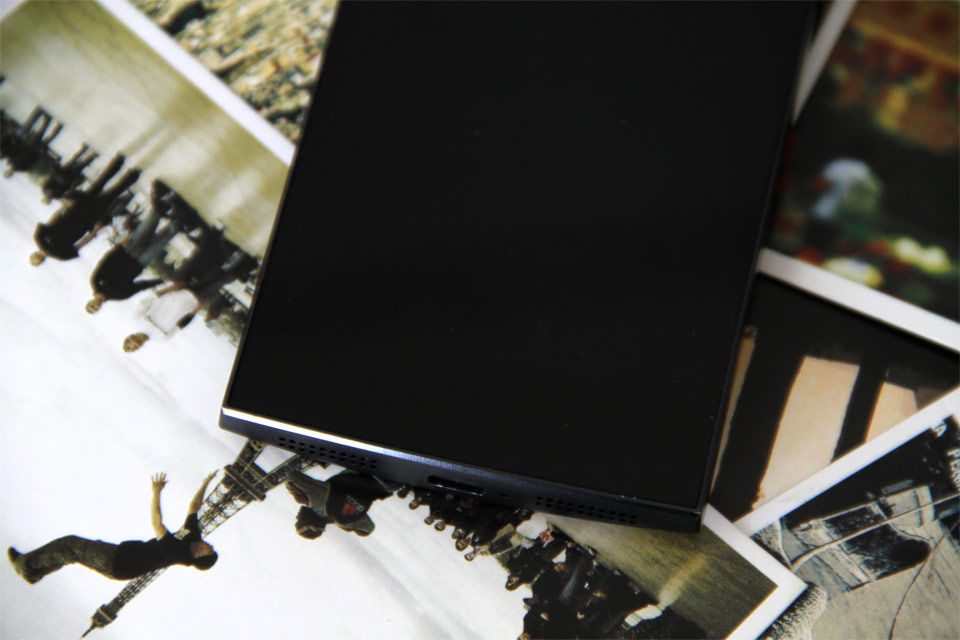 IUNI U2ֻײUSBӿڼϸչʾ|IUNI U2