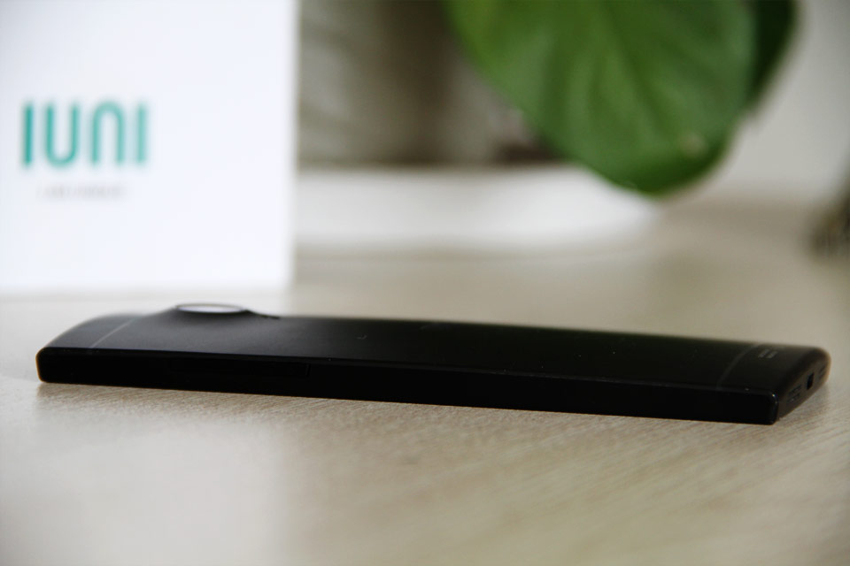 IUNI U2ֻչʾ|IUNI U2