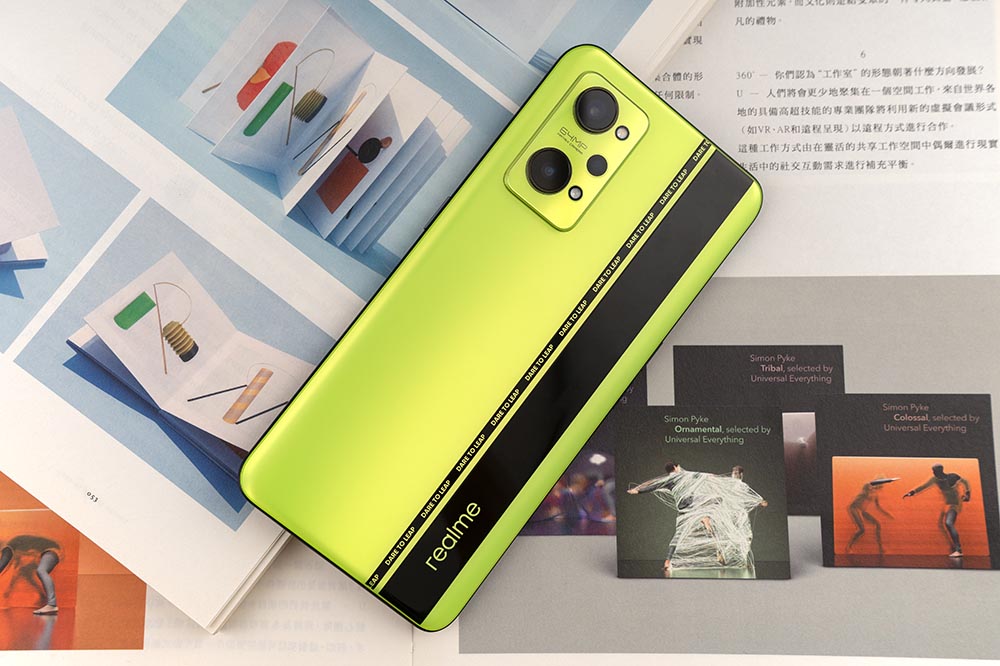 荧光撞色机能美学 真我GT Neo2黑薄荷图赏 realme,真我GT Neo2,黑薄荷