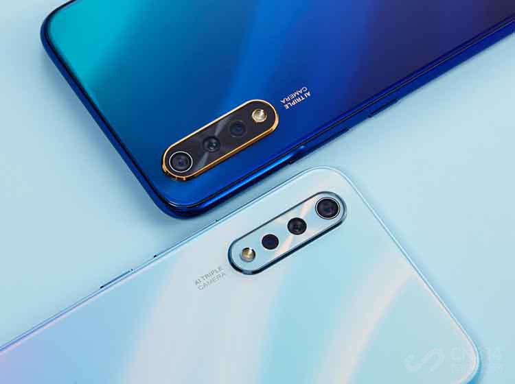 ��������ͷ���棬vivo Y7sӵ��1600������������ͷ+800�����س��������ͷ��120�㳬����Ұ��+200��רҵ��������ͷ��һʱ���������㣬�ḻ�����չ����������㳬��ǡ���⡢����ȸ����ͳ����������󡣸������񱳾��黯������������淨����ʱ��������������Լ���