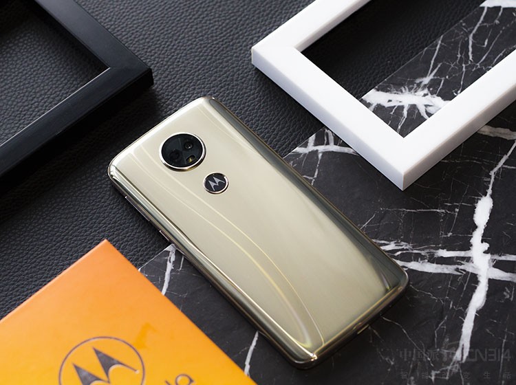 Ħ������e5 plus����»���������������5000mAh���أ��ٷ����ƿɳ������졣