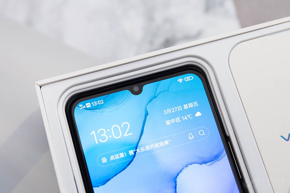 Ϊvivoĵ콢ϵУvivo S6ǰôһ3200صǰóͷĻ⻷ܡ㷨6Ũױṩʸк͸߼ҡ⣬2ȫĿĵط񣬴쳱ա