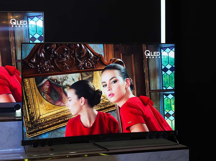 X5 ϵ����Ϊ TCL �߶˸�Ʒ�ƣ�����˵�ǽ���۹��պ�ӰԺ�������������кܺý�Ϻ�ĵ����콢�ˡ�������޼����ӵ㼼��������ӵ��ɫ��ߡ�ɫ�������ߡ�ɫ�ȴ���ɫ�ʾõ��ص㣬��Ҳʹ�� X5 �Ļ�����ֿ�������ӰԺ����