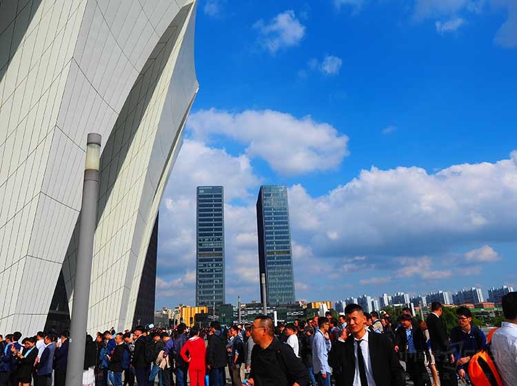 �����Ὺʼǰ���������������Ѿ������˸���ý�塣