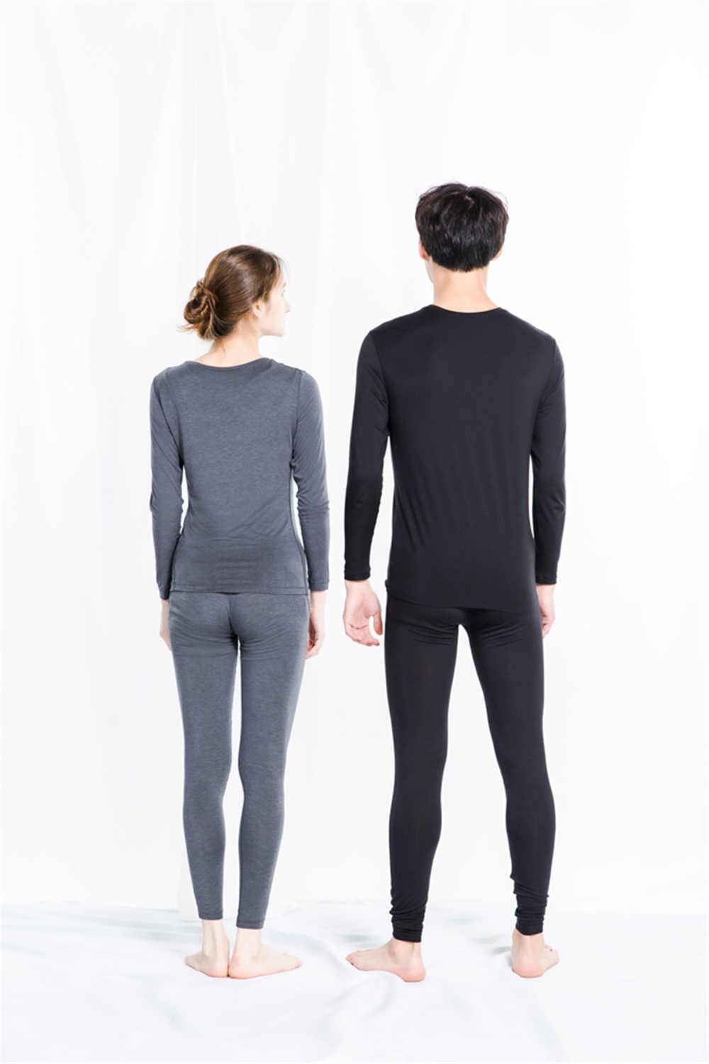 �ᱡ���ǽ�Warm+������ů�´������ϵĵ�һ���ܡ������õ����ű̳�ϸ����ά���㷺���������ı�ů�����ϣ�9.8��m�����ű̴�������߶˽��ܷ�ɴ���գ��ñ�ů���³���֮������ᱡ���������ϼ��㲻��˵�Ǳ����������Ҳ�����������κε������У���һ���ֻ�����ء�