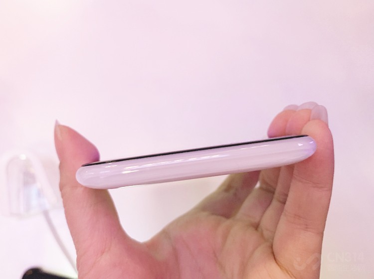 �������������Ƿǳ��˱������Ǻ����㹻Բ���ָ��㹻�׻�ϸ�塣