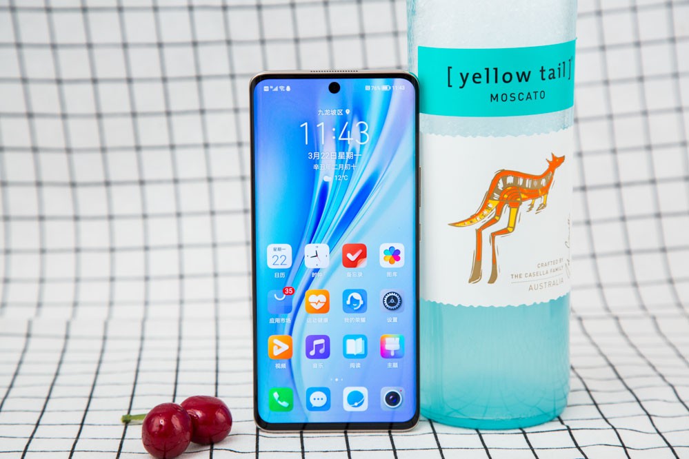 ҫV40ݰĻҲ˵ڸˢʡ֮ϣֻҵһ´ʣ10bitĻϣζĻʾЧнϴ90HzˢԼ240HzʵĻϣҫV40ݰĻʾһЧ