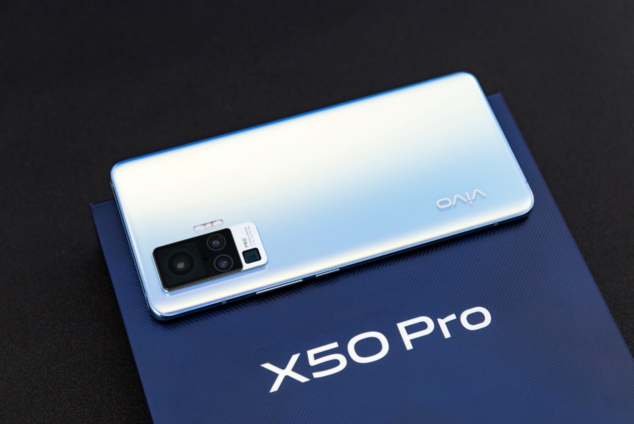 迷人的“大眼睛”,vivo X50 Pro图赏
