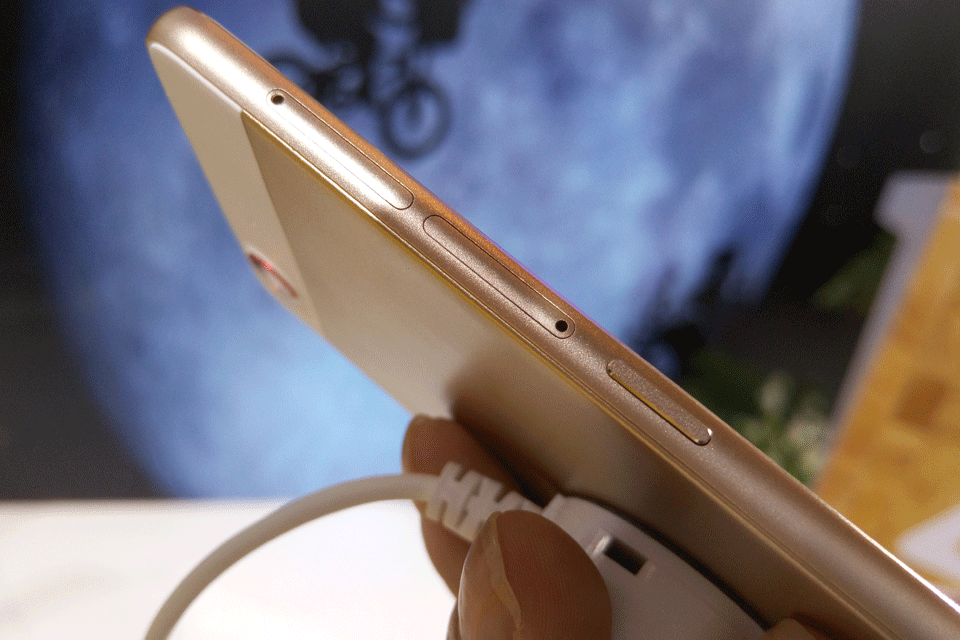 Ŭ����My��������һ������ͣ���߸���Ŭ������������һֱ�Ϻ������ӡ��