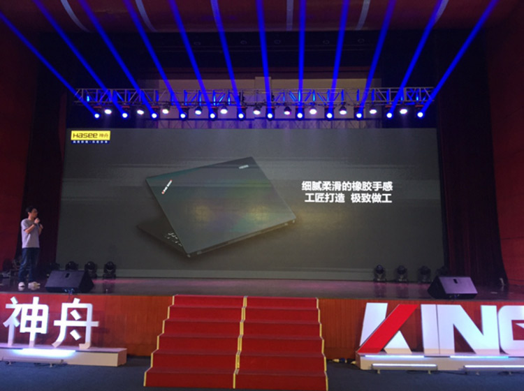 �˴η����ľ���ϵ��T65/T66�����������ѡ�ġ��и�������յĹ��մ�ĥ�Լ���ɫ�������ֹ��ʻ�ˮ׼����������ϵ�ж��г�̬�ȳ����������Ƶ�����õ����ϣ���õıʼǱ���