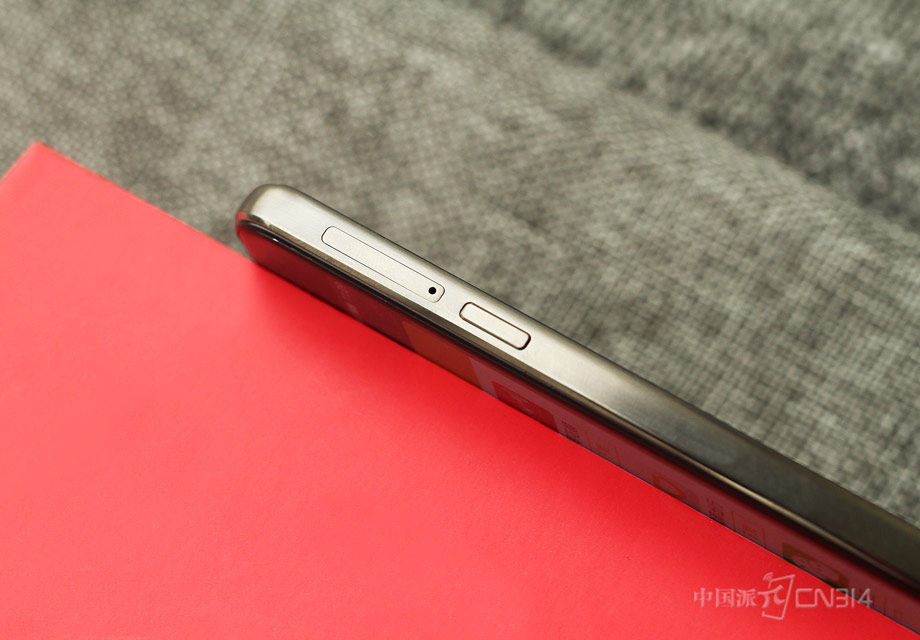 �������߿��ǿ�������SIM���ۣ�û��ʲô�ı䡣