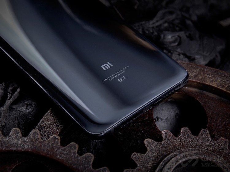 ���������5G ��־Ҳ�Ƚ����ۣ��������ˡ�����һ����ǵ�5G�콢�������������Ƕ�Ҳ�ܿ����û��ĺ�ǲ����Ƕȷǳ�Բ����3D���ʹ����˲������ָУ��Ӿ���Ҳ�ǳ�ϸ�嶯�ˡ�