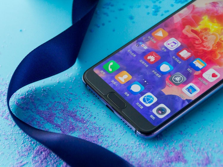 ��Ӳ�����棬��ΪP20ϵ�д��ػ���̨����10nm�����Ƴ̵�����970����������ȫ���׿����������ϵ��˹������ƶ�����ƽ̨�������ö���NPU��