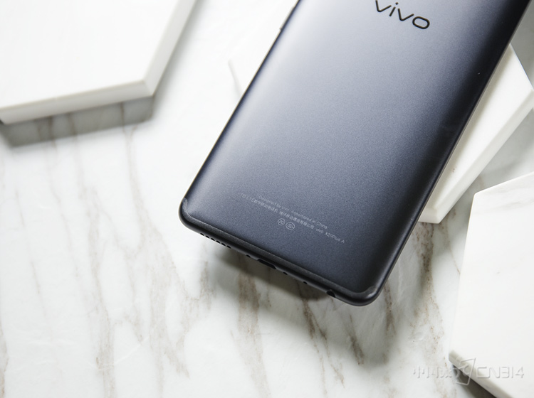 �ֻ��·���������л����ͺźͳ�����Ϣ���������һ���ĳ�ϸ�ɰ��Ϳ���գ����н�һ��������