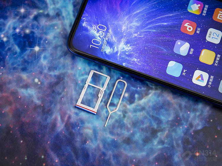 �������ֻ������һ��SIM���ۣ��Ҳ�ġ�Ԫ�ء��ͱȽ϶��ˣ�����ָ��ʶ�𴫸����ĵ�Դ���Լ���������