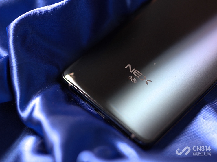 ����������ӡ��5G�ı�ʶ����������ֻ������緽��Ķ����ԡ�